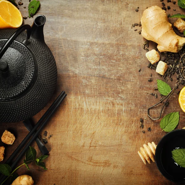 Tea on rustic background — Stock Photo, Image