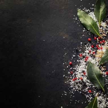 otlar ve baharatlar seçimi