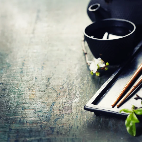 Chinese Tea Set and chopsticks — Stock Photo, Image