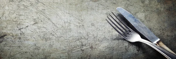 Jídelní vidlička a nůž — Stock fotografie
