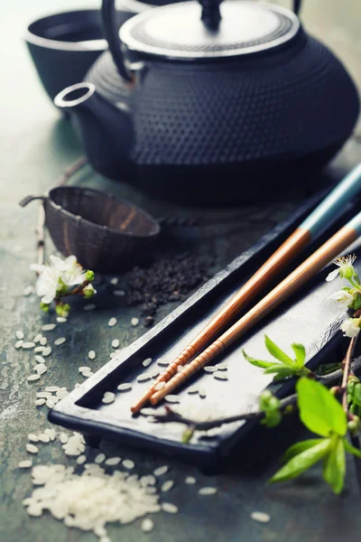 Chinese Tea Set and chopsticks — Stock Photo, Image