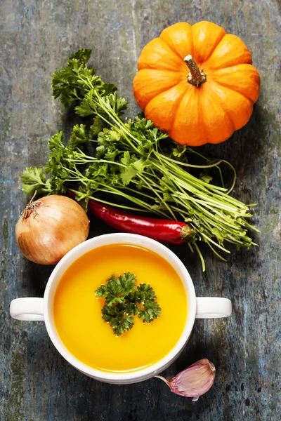 Pumpkin soup  with fresh ingredients — Stock Photo, Image