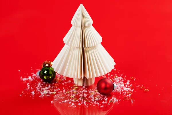 Christmas tree made of paper — Stock Photo, Image
