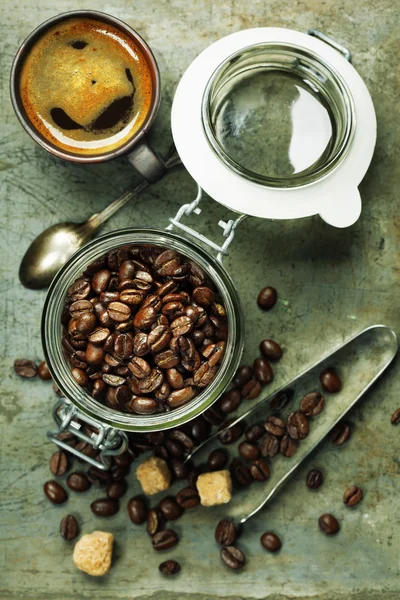 Coffee on vintage background — Stock Photo, Image