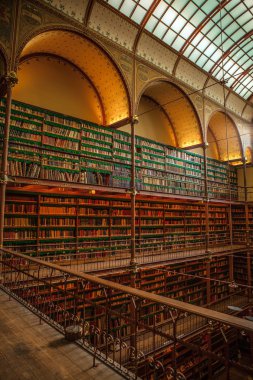 Amsterdam, Hollanda - 15 Mart 2016: Rijksmuseum, Amsterdam, eski Kütüphane. Kütüphane en büyük kamusal sanat tarihi araştırma Holland 15 Mart 2016 yılında Amsterdam - Hollanda yer.