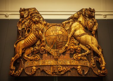 Amsterdam, Hollanda - 13 Mart 2016: Ulusal Rijksmuseum sergi salonları. Müzenin her yıl 2 milyondan fazla ziyaretçi çekiyor. Üzerinde 13 Mart 2016 yılında Amsterdam - Hollanda.