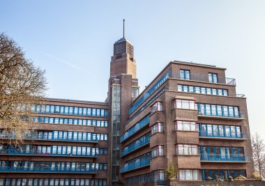 Modern Lahey (Den Haag) şehir merkezinin mimarisi. Hollanda.