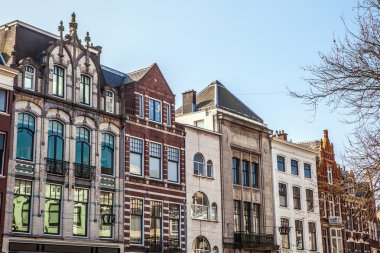 Modern Lahey (Den Haag) şehir merkezinin mimarisi. Hollanda.