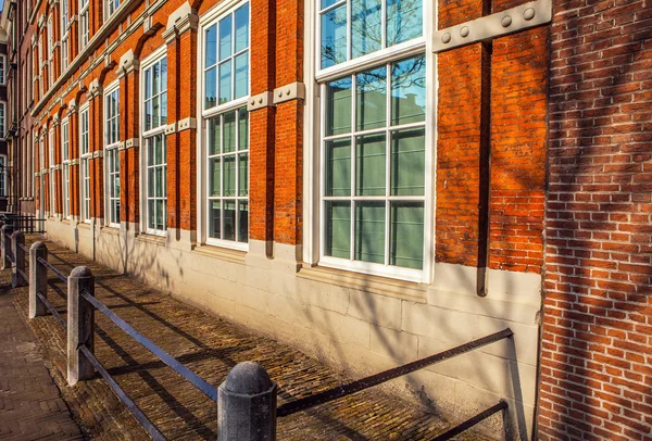 Traditionelles Haus aus nächster Nähe. amsterdam - niederland. — Stockfoto