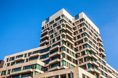 Lahey, Hollanda - 8 Mart 2016: 8 Mart 2016 yılında Lahey - Hollanda modern Lahey (Den Haag) city center mimarisini.