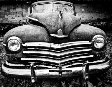 Sirk hava acrobat halatlar üzerinde poz. Güzel Sanatlar siyah-beyaz fotoğraf.