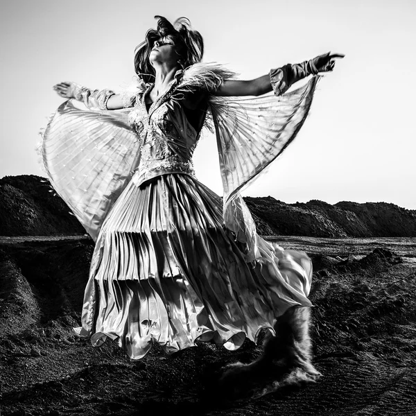 Black-white fine art portrait of attractive romantic woman at fairy tale dry field. — Stock Photo, Image