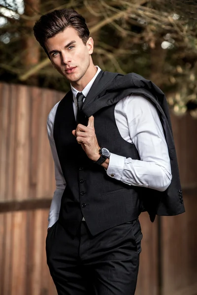 Sleek and classy | Men fashion casual outfits, Men shirt style, Men fashion  photoshoot