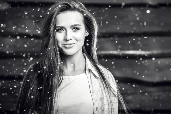 Young sensual & beauty girl pose against grunge wooden background — Stock Photo, Image