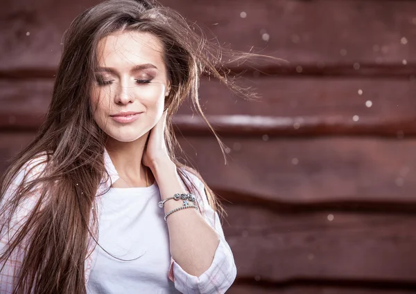 Young sensual & beauty girl pose against grunge wooden background — Stock Photo, Image