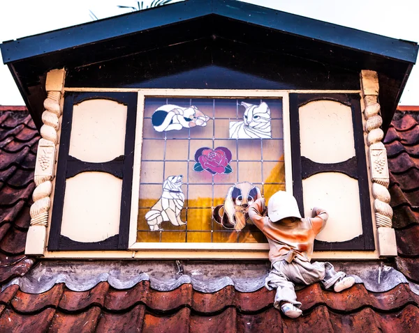 Old traditional the Netherlands window close-up. — Stock Photo, Image