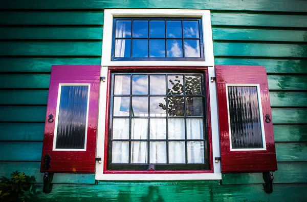 Old traditional the Netherlands window close-up. — Stock Photo, Image