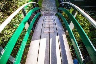 Eski ahşap Hollandalı bridge Park.