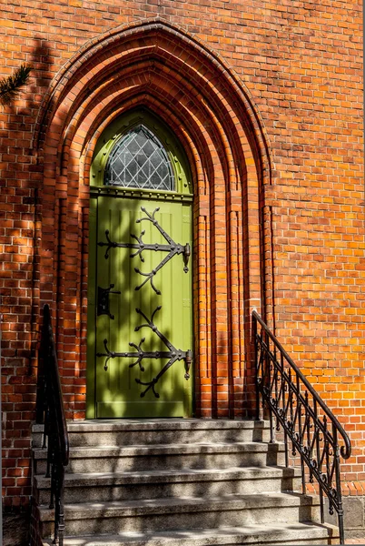 Antika dörren. Olsztyn - Polen. — Stockfoto