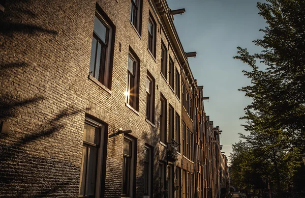 Amsterdam typische architectuur — Stockfoto