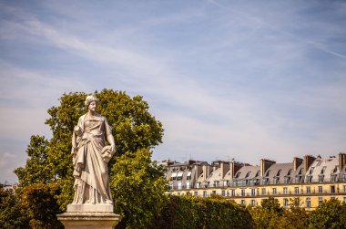 heykel Louvre Park topluluğu