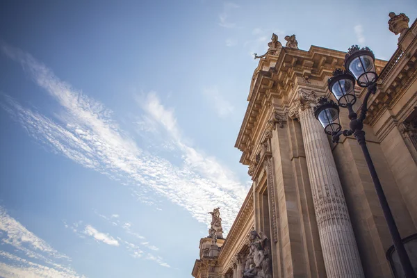 Słynny Grand Palais w Paryżu — Zdjęcie stockowe