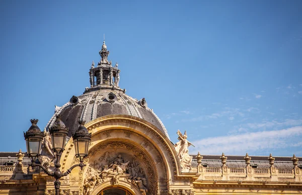 Знамениті будівлі Гран-Пале в Парижі — стокове фото
