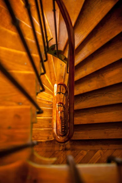 Ancient spiral staircase — Stock Photo, Image