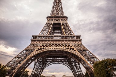 Paris 'teki Eyfel Kulesi