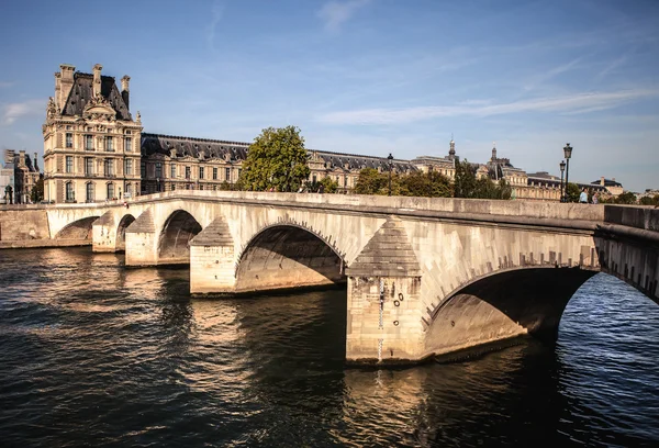 Puente sobre el Sena en París —  Fotos de Stock