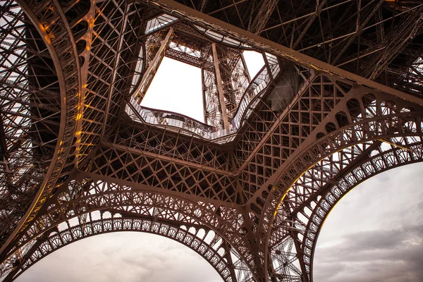 Eiffel tower in Paris — Stock Photo, Image