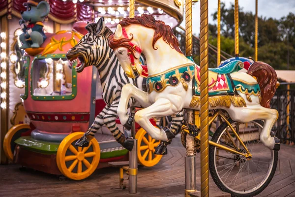 Merry-Go-Round (carrusel) en París —  Fotos de Stock