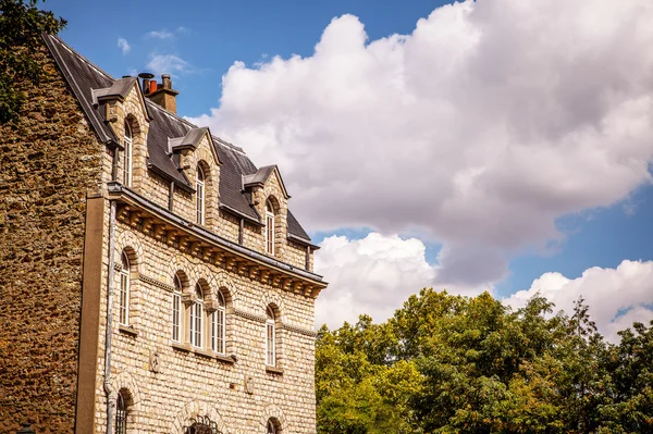 Fachada del edificio tradicional de París —  Fotos de Stock