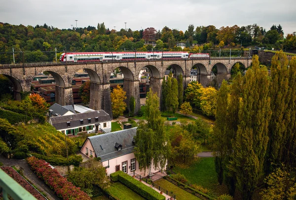 Puente Passerelle o Viaducto de Luxemburgo —  Fotos de Stock