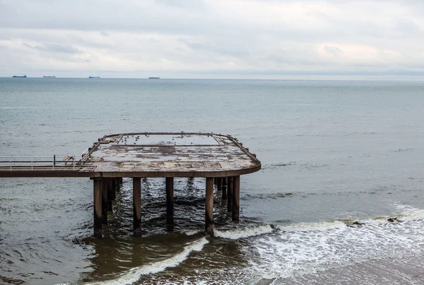 Scheveningen παραλία και την προβλήτα από την Βόρεια Θάλασσα — Φωτογραφία Αρχείου