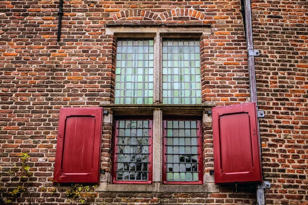 Muiderslot kalenin penceresinde. Hollanda. — Stok fotoğraf