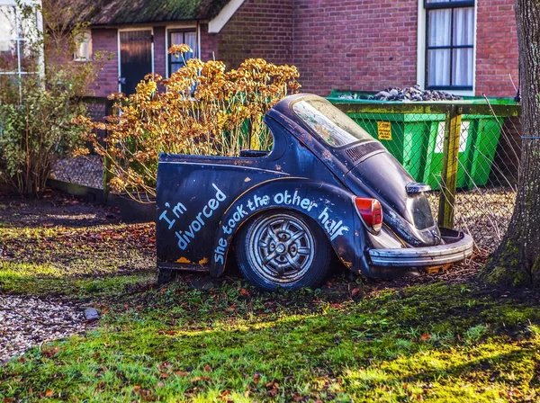 Elemento decorativo del diseño del parque en Giethoorn, Países Bajos . — Foto de Stock