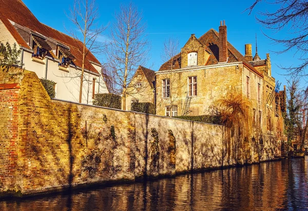 Antico edificio medievale di Brugge, Belgio . — Foto Stock