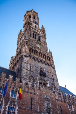 Brugge, Belçika - 17 Ocak 2016: Belfort kulede Bruges, turistik merkezi Brugge Flanders şehir ve Unesco Dünya Mirası üzerinde 17 Ocak 2016 yılında Brugge - Belçika.