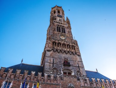 Brugge, Belçika - 17 Ocak 2016: Belfort kulede Bruges, turistik merkezi Brugge Flanders şehir ve Unesco Dünya Mirası üzerinde 17 Ocak 2016 yılında Brugge - Belçika.