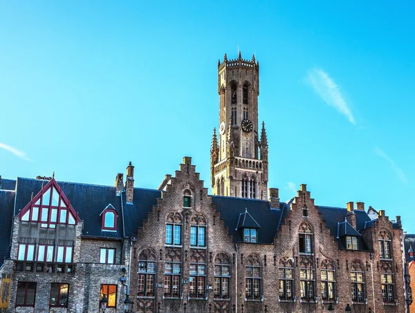 Belfort tower in Bruges, touristic center in Flanders city of Brugge and UNESCO world heritage. — Stock Photo, Image