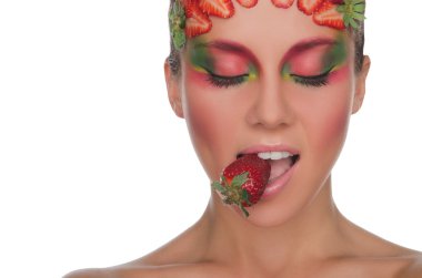 çilek yüz ve diş ile mutlu kadın