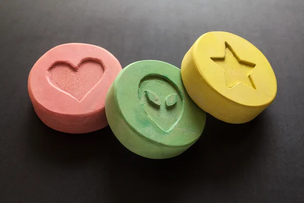 Ecstasy pills or tablets - Drugs — Stock Photo, Image