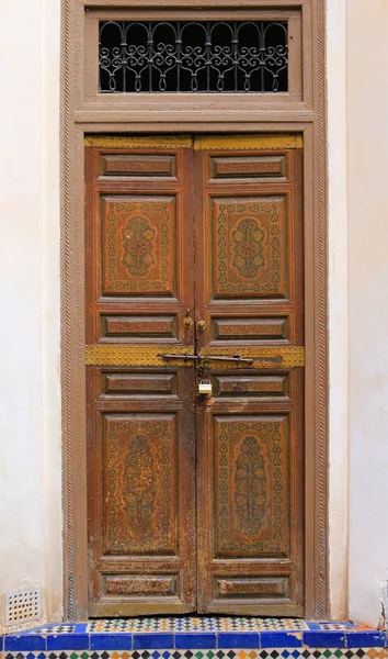 Decorative door in Morocco — Stock Photo, Image
