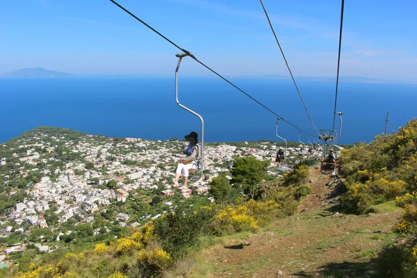 Wyciąg krzesełkowy Capri do góry Solaro — Zdjęcie stockowe