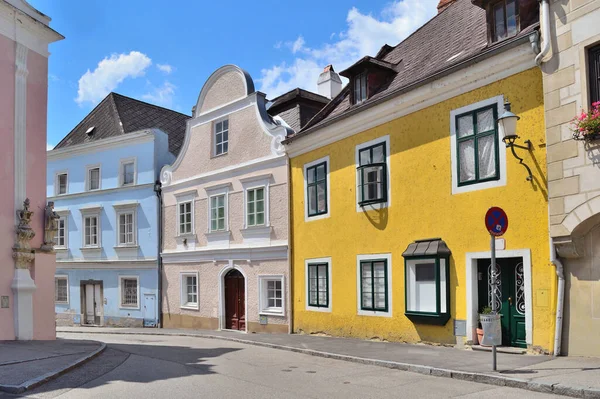 Áustria Rua Acolhedora Estreita Cidade Krems Com Casas Velhas — Fotografia de Stock