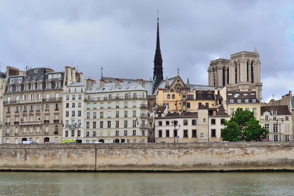 Paris, França. Ilha de Cite — Fotografia de Stock