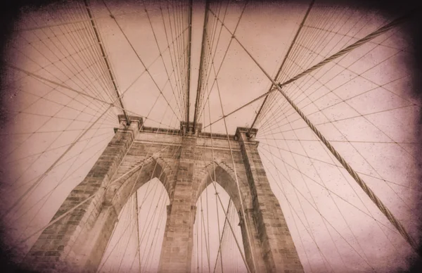 Vintage utsikt över Brooklyn Bridge. — Stockfoto