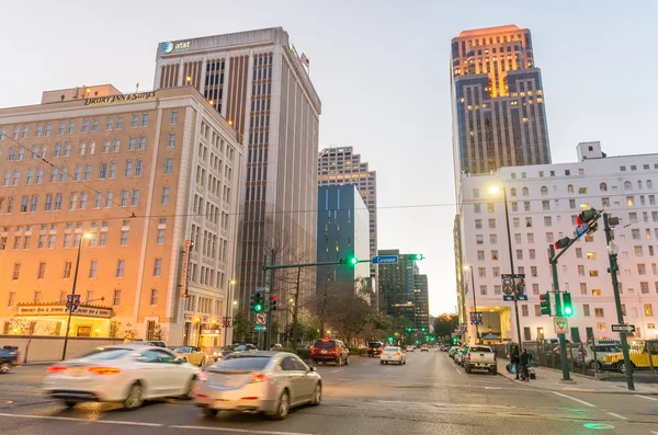 New Orleans - 20 Ocak 2016: Şehir sokaklarını akşamı. Yeni — Stok fotoğraf