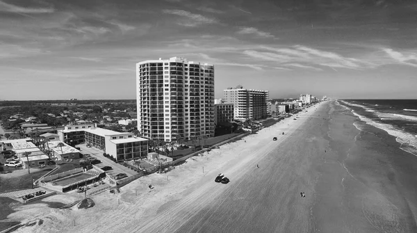 Daytona Beach, Floride. Superbe vue aérienne par une belle journée — Photo